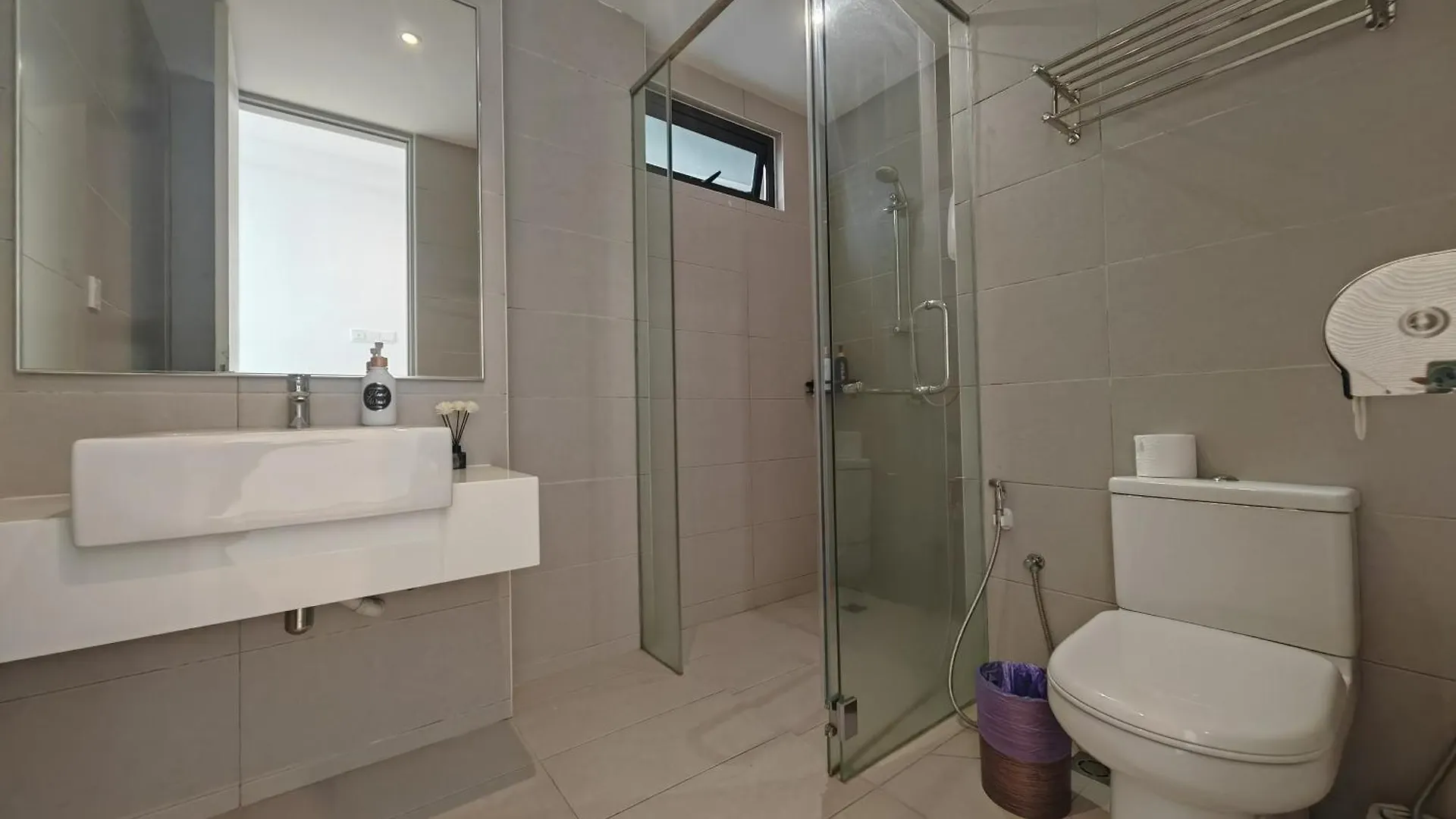 Luxe Romance With Seaview & Bathtub - Jazz Suites By Ocean Luxe Tanjung Tokong Μαλαισία